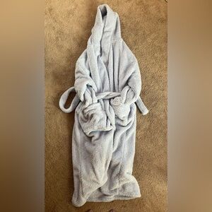 Women’s 1X/2X Super Fluffy Hooded Blue Robe